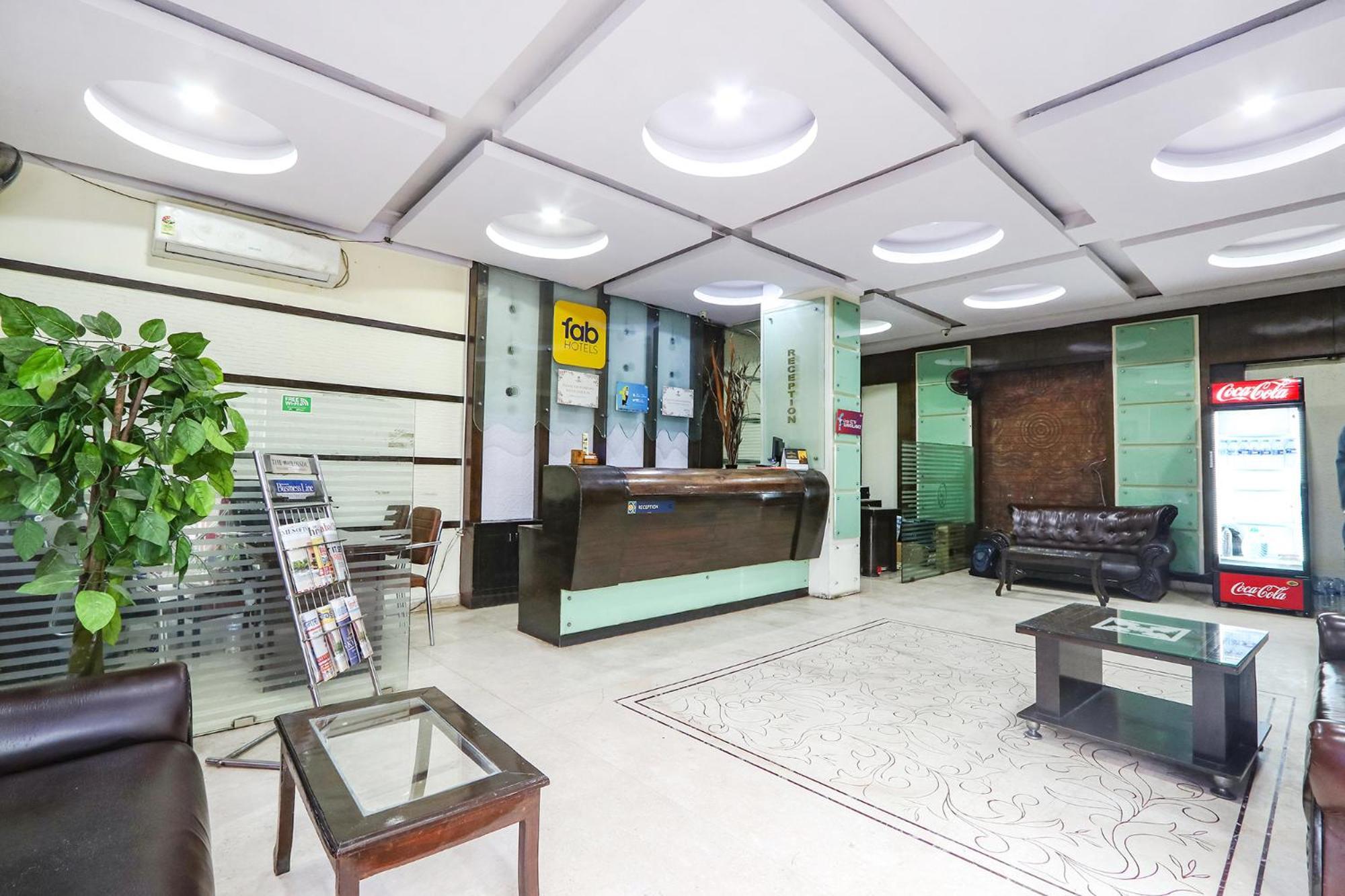 Fabhotel Royal Residency II - Nr Lakdikapul Metro Station Haiderabad Buitenkant foto