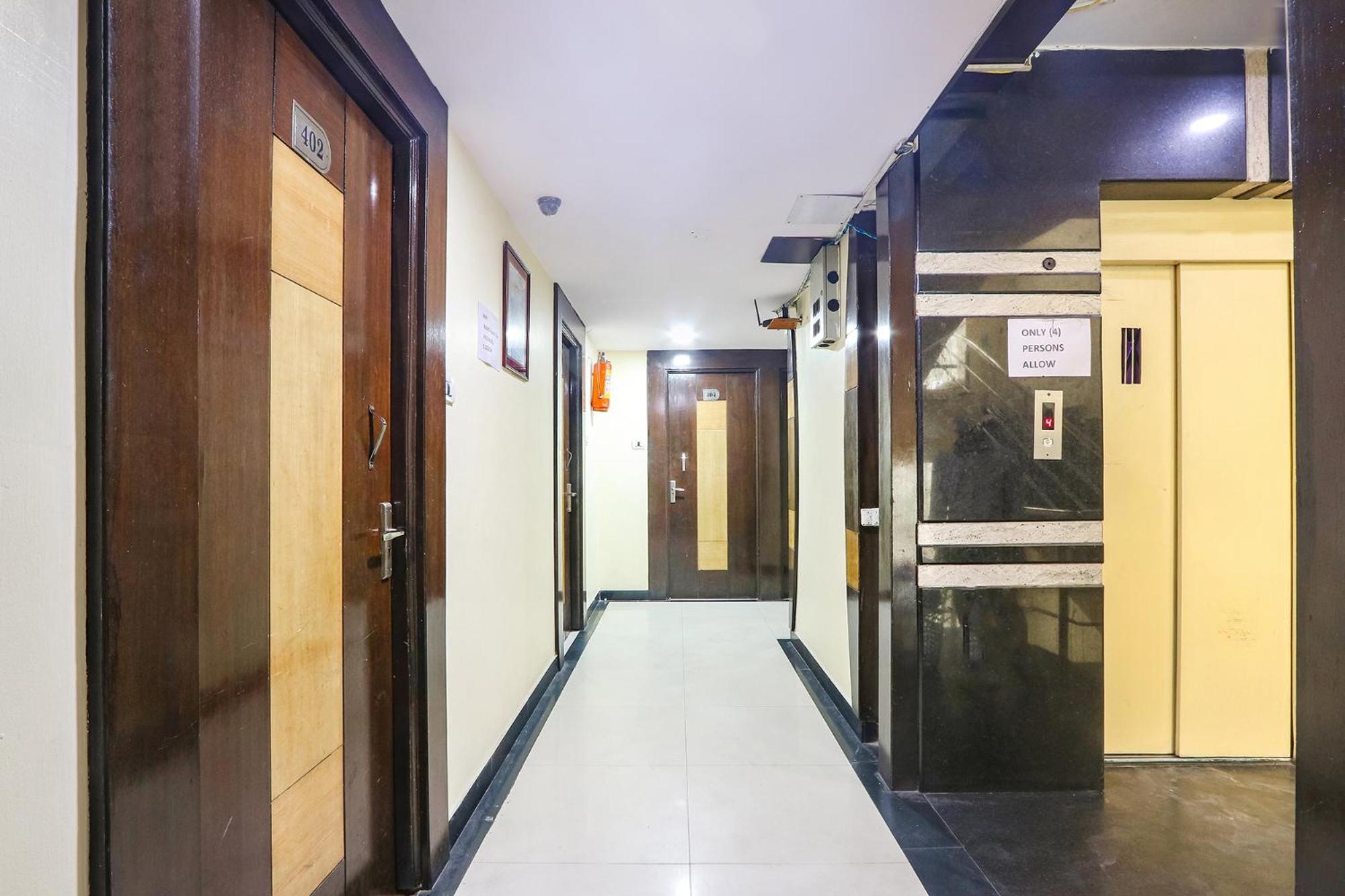 Fabhotel Royal Residency II - Nr Metro Station Lakdikapul Haiderabad Buitenkant foto